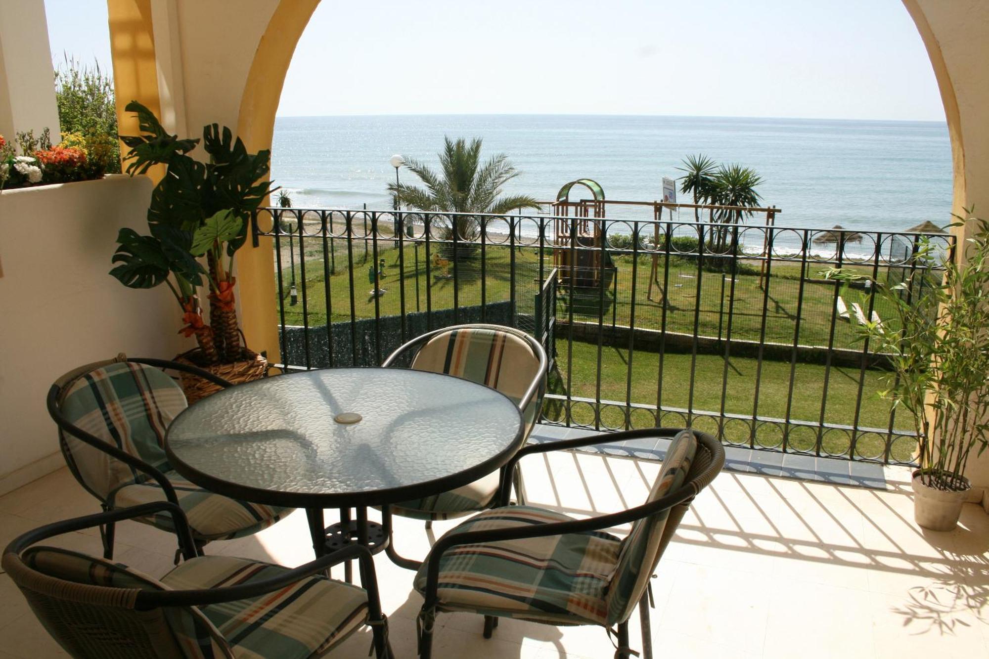 Hacienda Beach Estepona Exterior foto